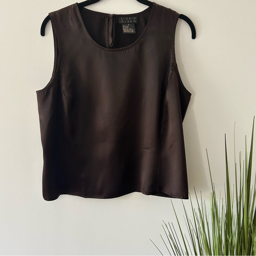 Beautiful SIGRID OLSEN Silk sleeveless Brown Blouse Women’s Size 8